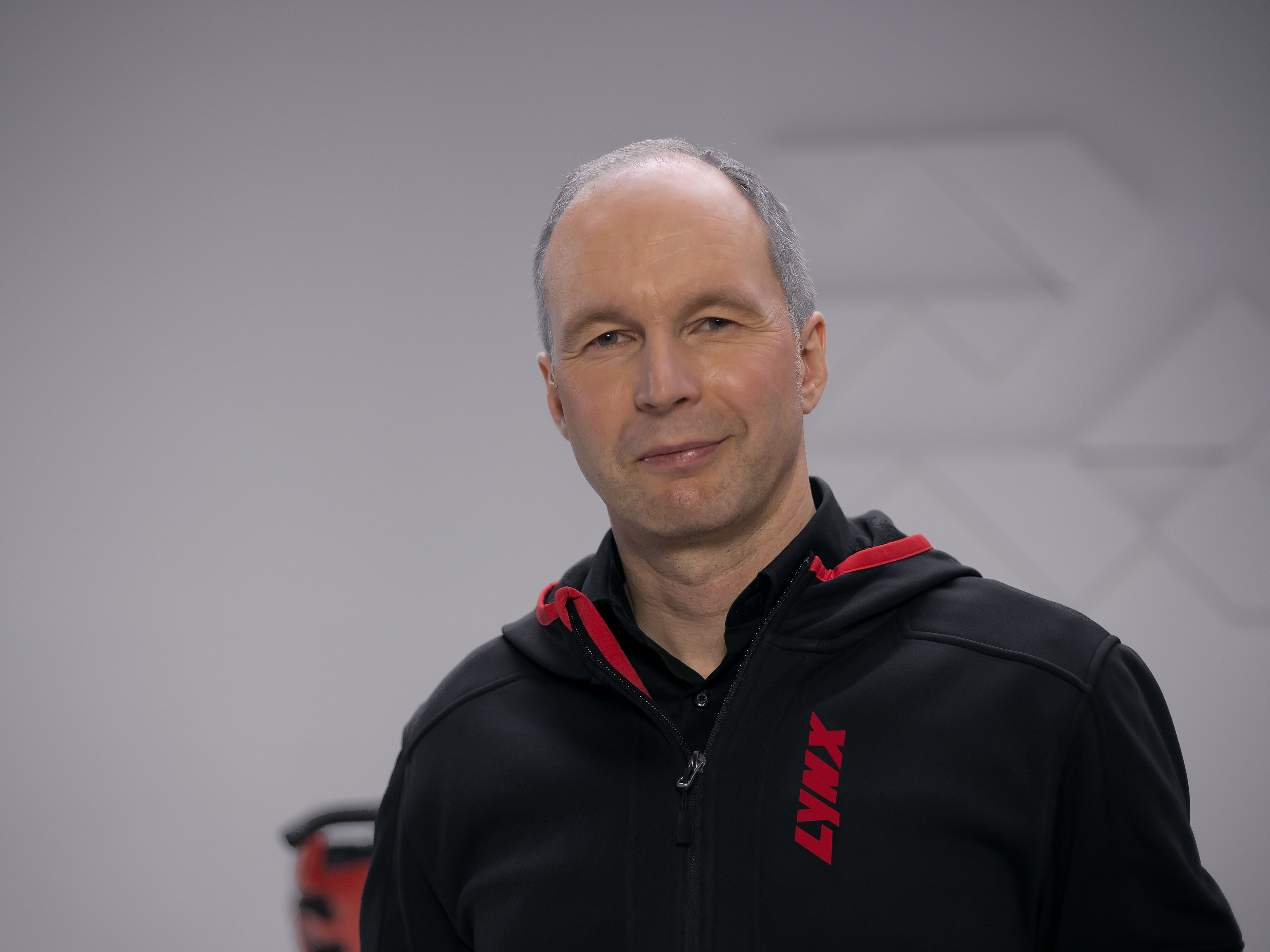 Faceți cunoștință cu Janne: Lynx R&D și Legenda curselor Snocross