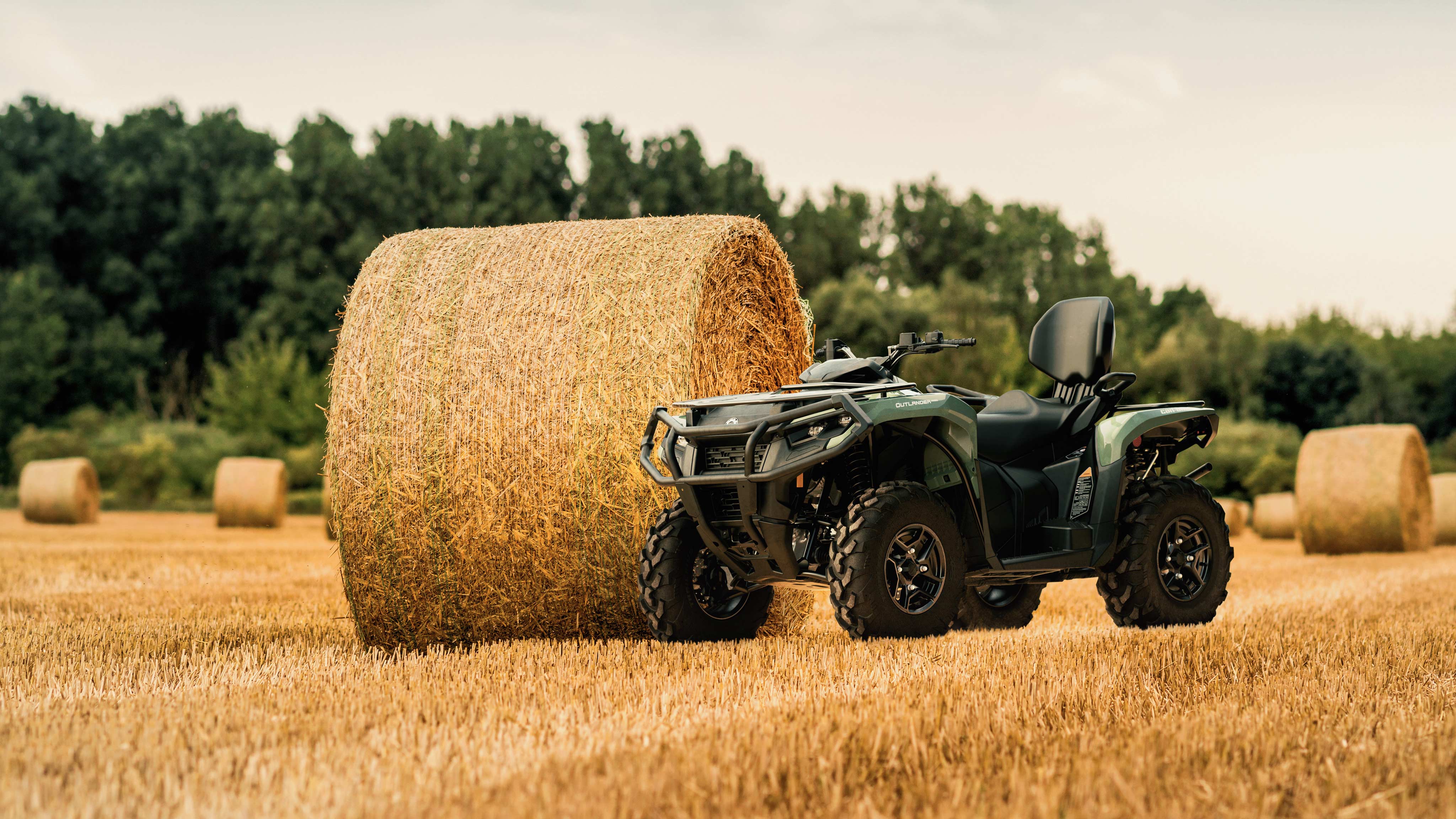 Outlander pro in a corn field